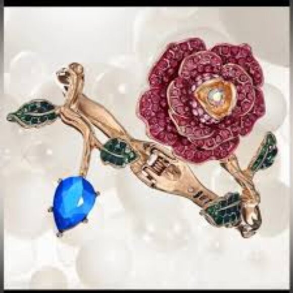 Betsey Johnson Bracelets - Picture 4 of 5